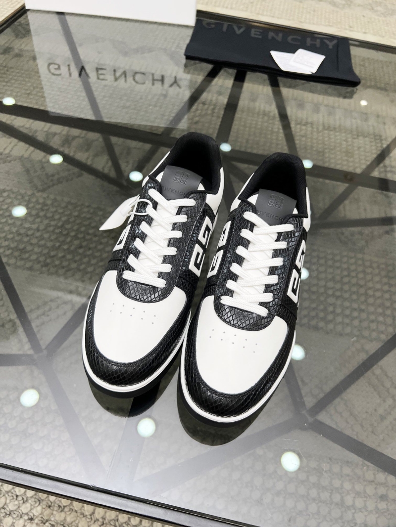 Givenchy Sneakers